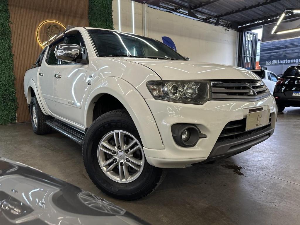 Mitsubishi L200 Triton 3.5 V6 Flex Hpe Auto 4wd 2015
