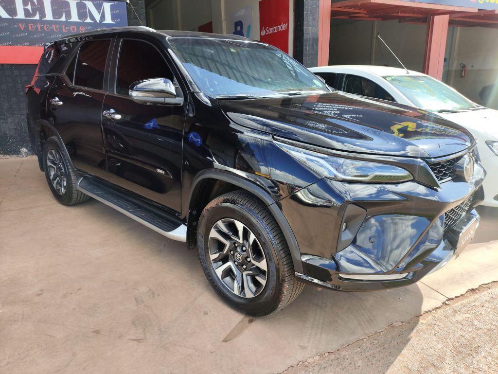 Toyota Hilux Sw4 Hilux SW4 SRX 4x4 2.8 TDI 16V Dies. Aut. 2023