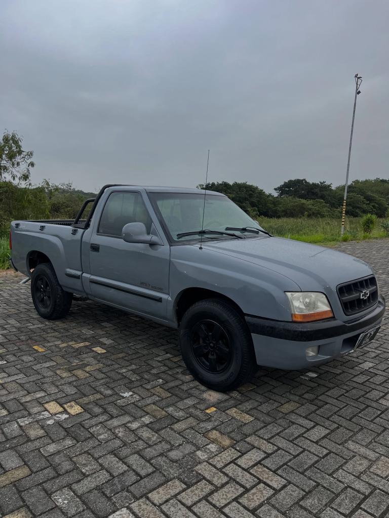 Chevrolet S10 2001