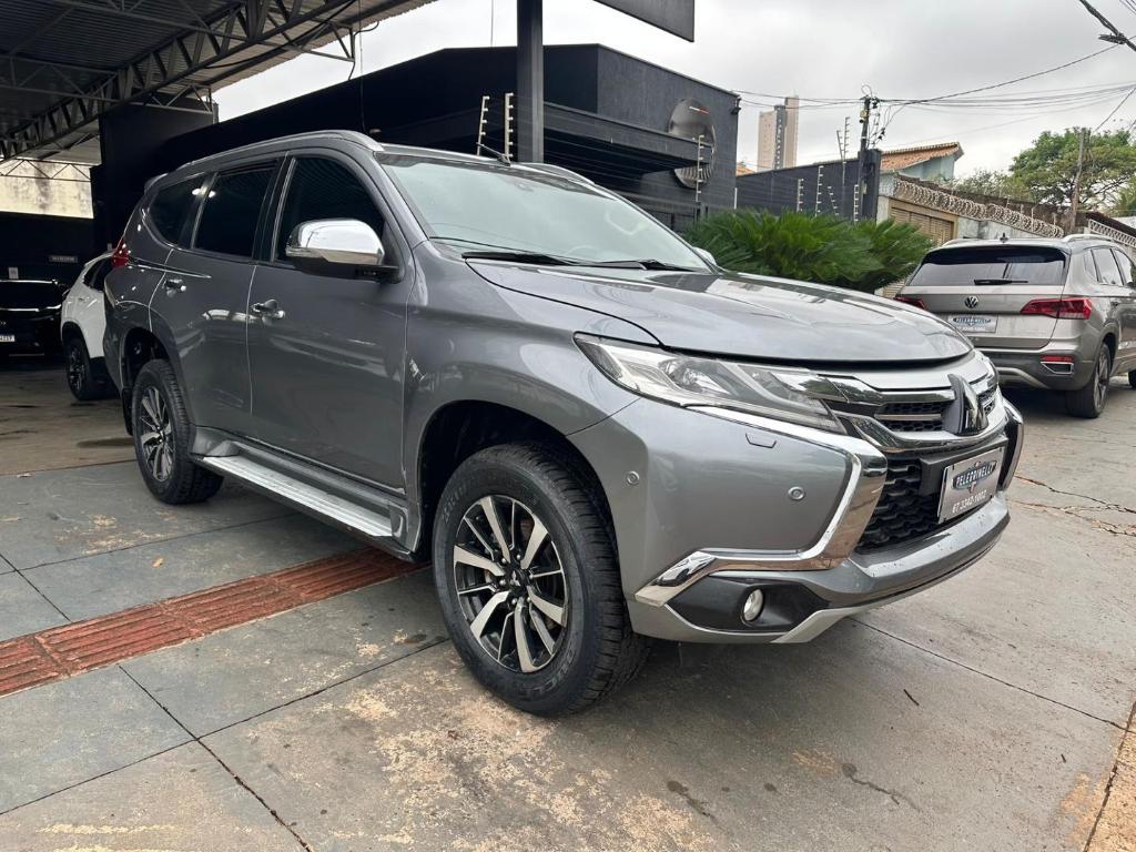 Mitsubishi Pajero SPORT HPE 2.4 TB 2020