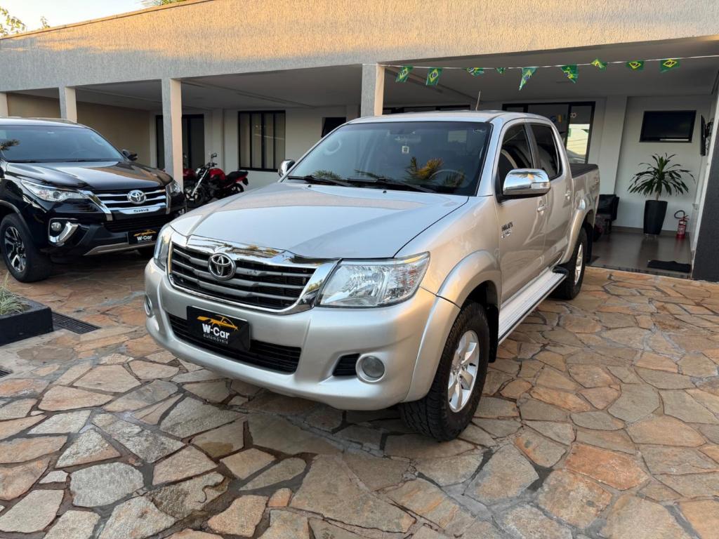 Toyota Hilux 2012