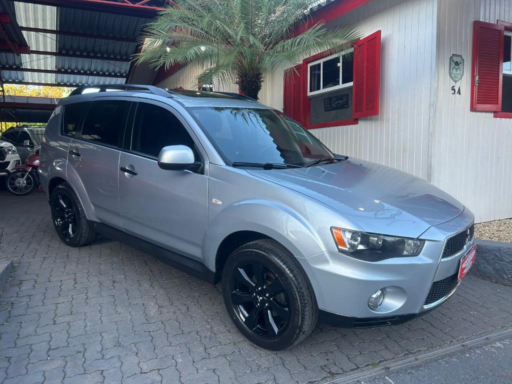 Mitsubishi Outlander 2.0 COMFORT 16V GASOLINA 4P AUTOMÁTICO 2012
