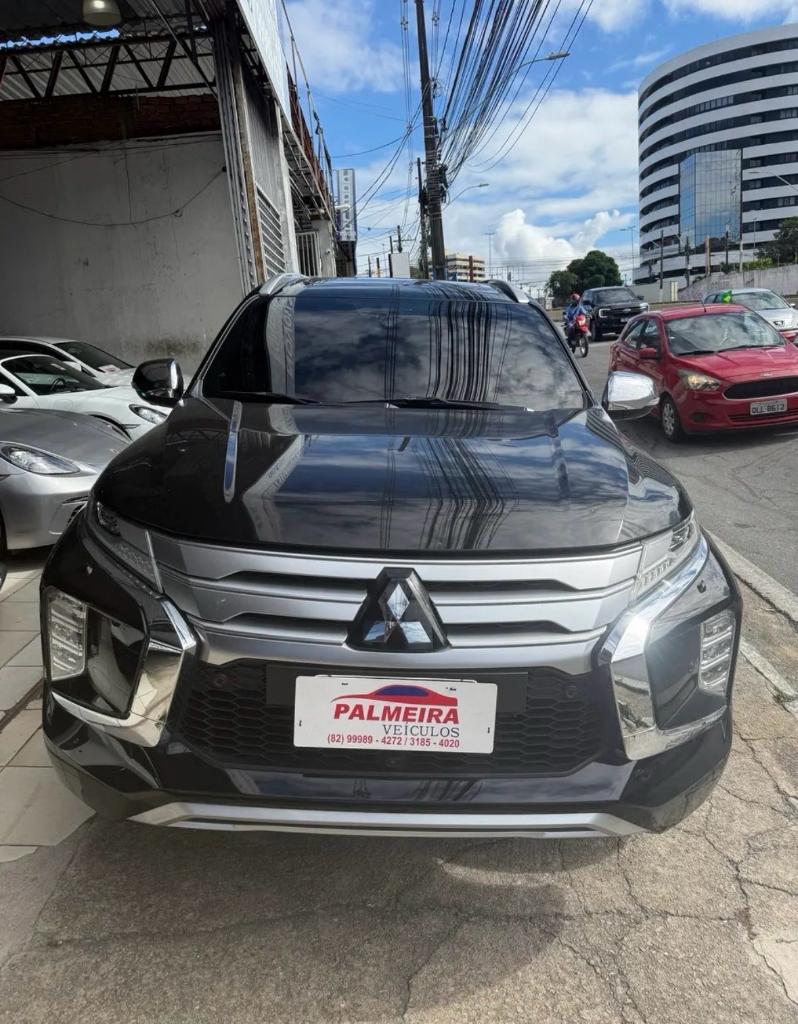 Mitsubishi Pajero 2022