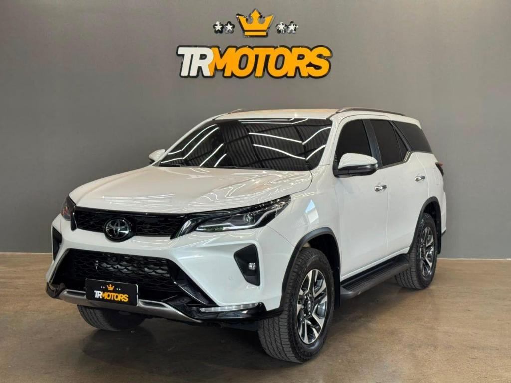Toyota Sw4 2.8 Tdi Srx Platinum 7l Auto 4wd 2024