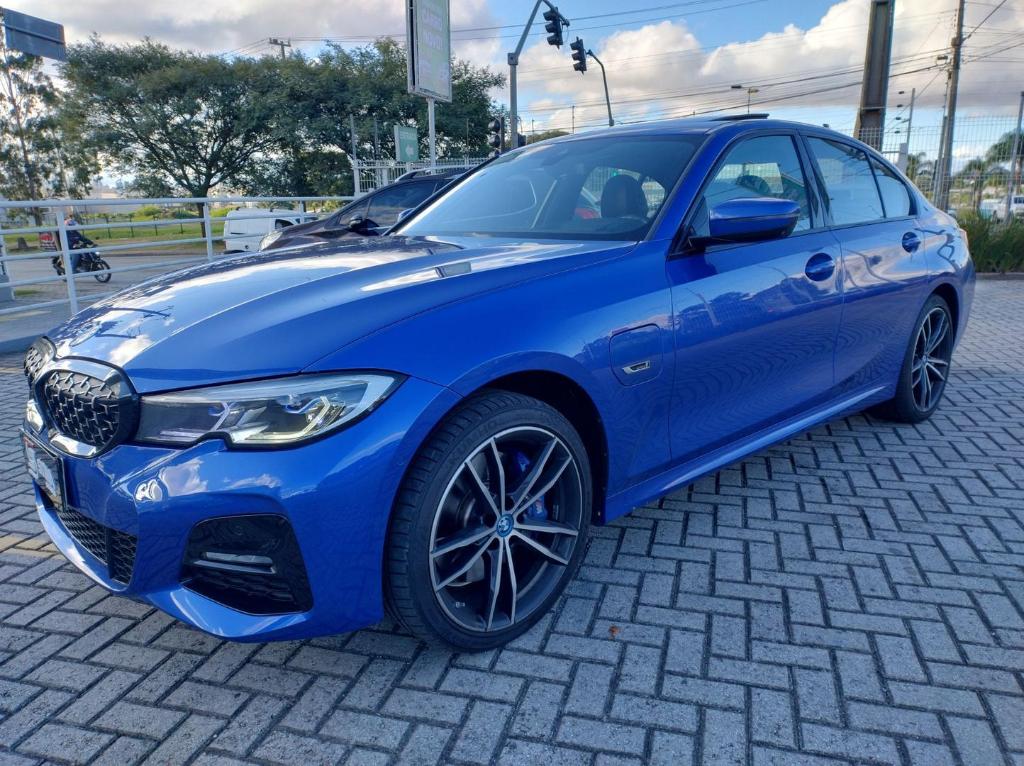 BMW 330E M SPORT 2.0 HYBRID AT 2022