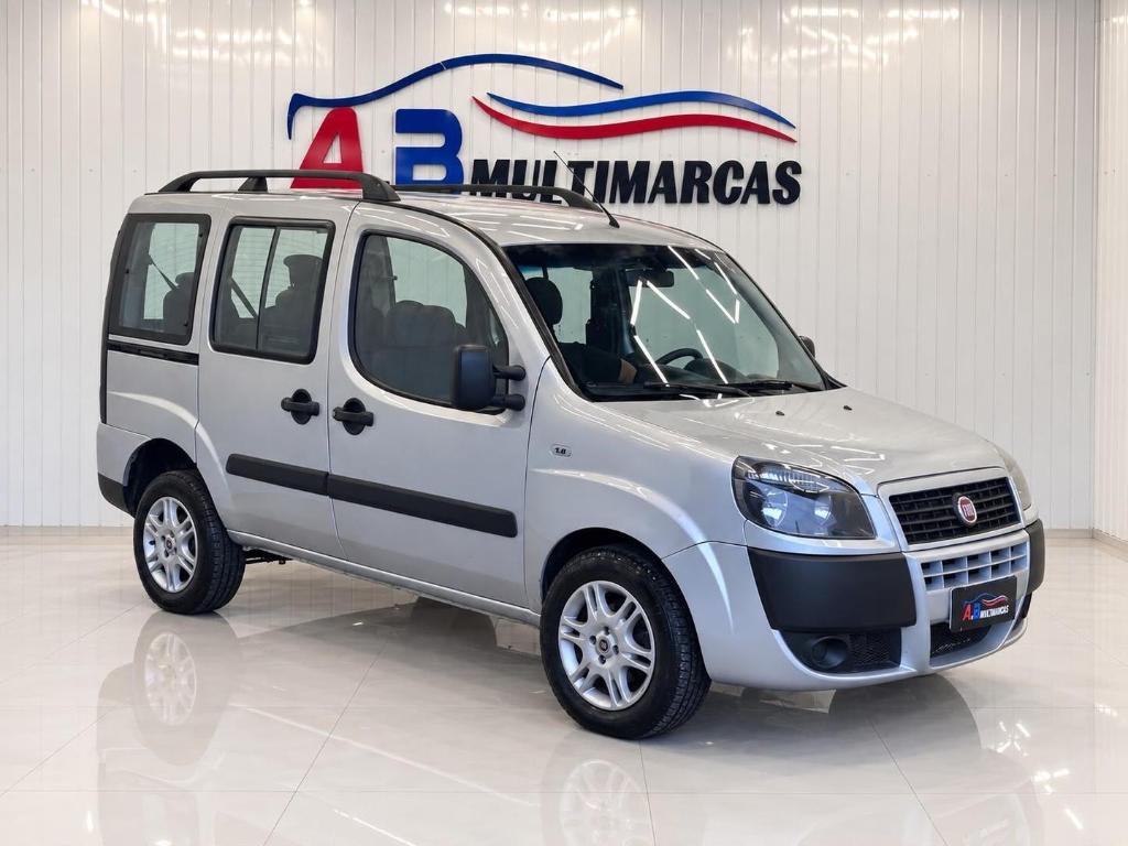 Fiat Doblo ESSENCE 1.8 16V FLEX 7L 2019