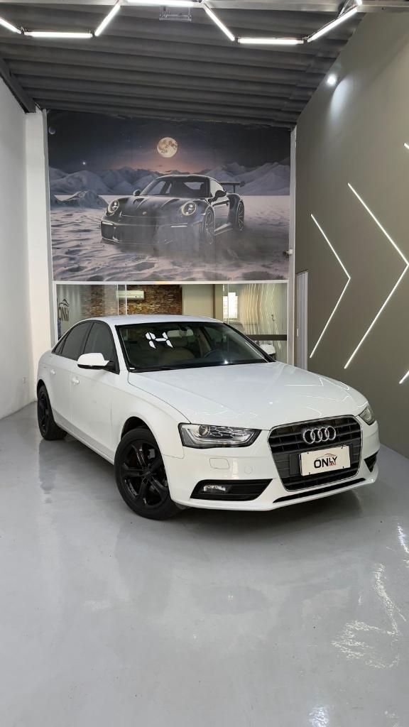 Audi A4 2.0 TFSI AMBIENTE 183CV GASOLINA 4P MULTITRONIC 2014