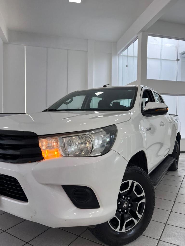 Toyota Hilux 2.7 SR 4X2 CD 16V FLEX 4P AUTOMÁTICO 2020