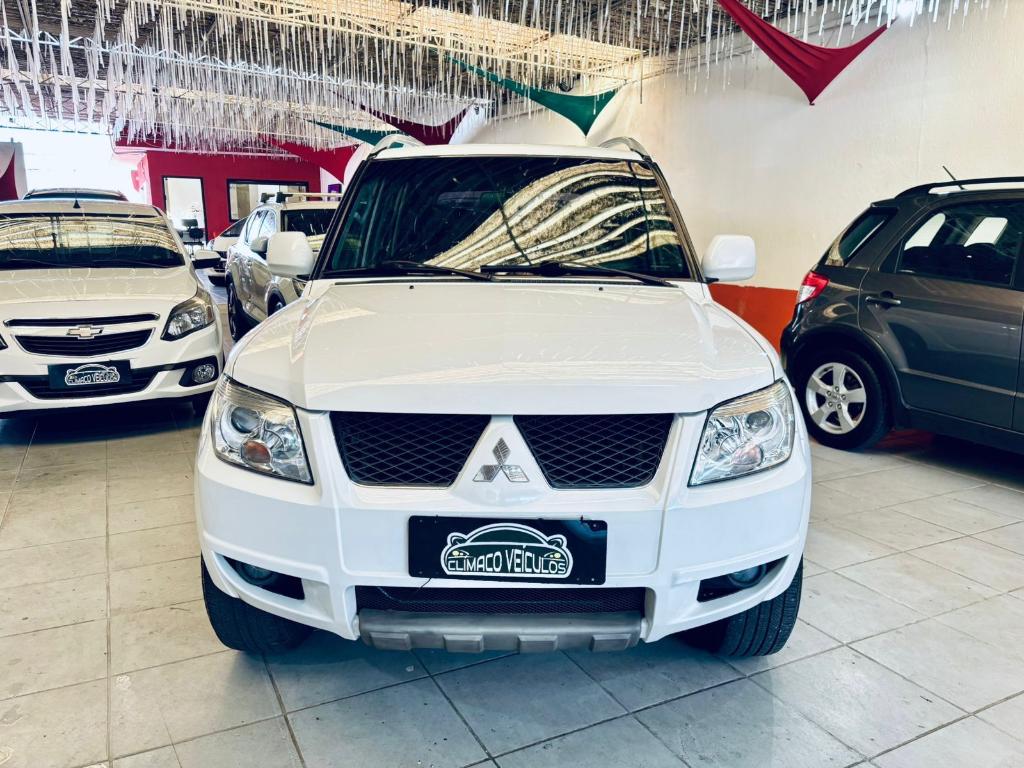 Mitsubishi Pajero Pajero TR4 2.0 Flex 16V 4X2 Aut. 2014