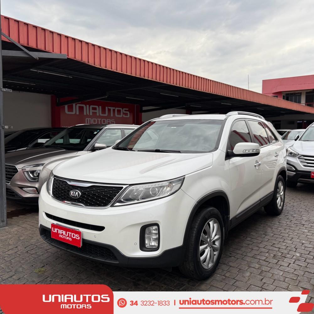 KIA Sorento 2.4 EX2 4X2 16V GASOLINA 4P AUTOMÁTICO 2014