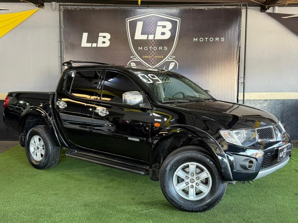 Mitsubishi L200 Triton Hpe 3.2 Cd Tb Int.diesel Aut - Automática