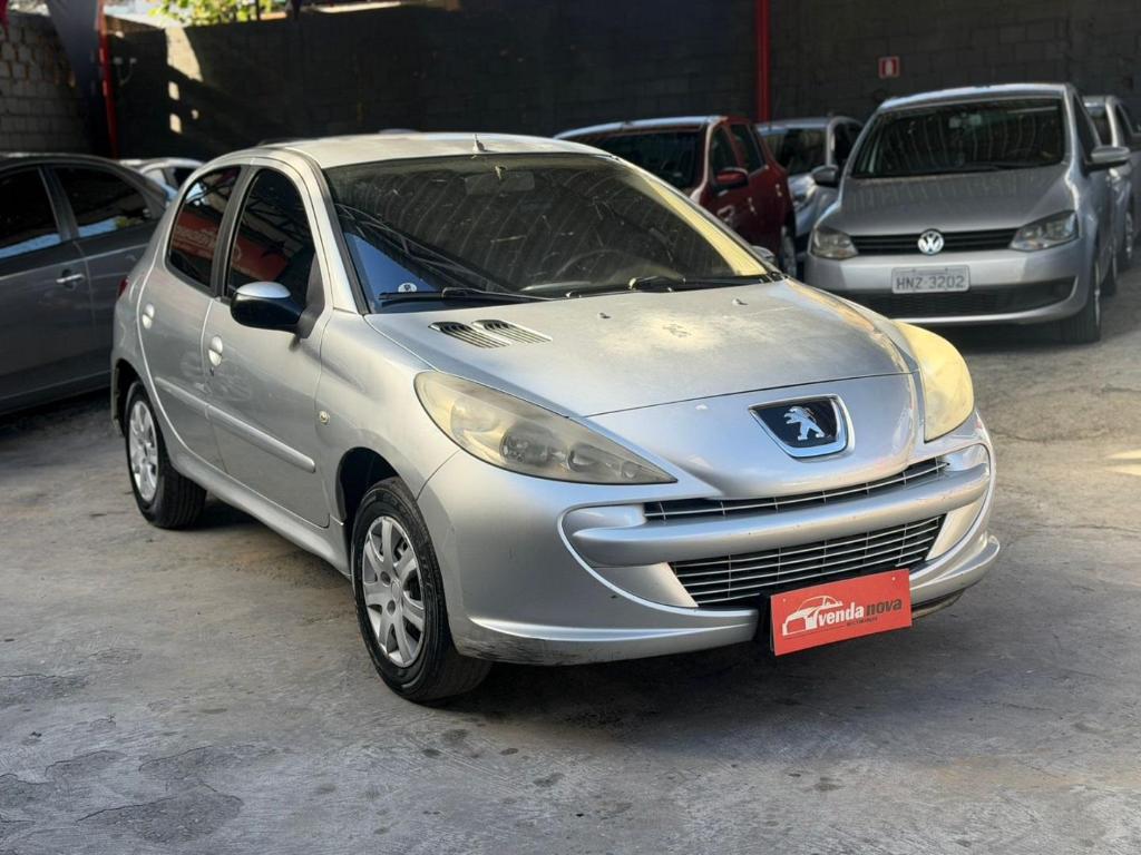 Peugeot 207 207 XR 1.4 FLEX 8V 5P 2013
