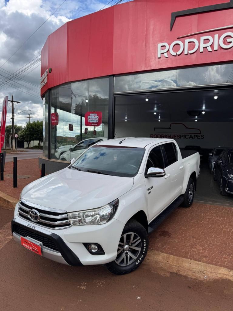 Toyota Hilux 2.7 SRV 4X2 CD 16V FLEX 4P AUTOMÁTICO 2017