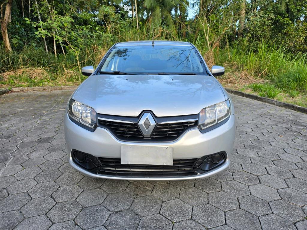 Renault Logan EXPRESSION 1.6 16V AT HIFLEX 2017