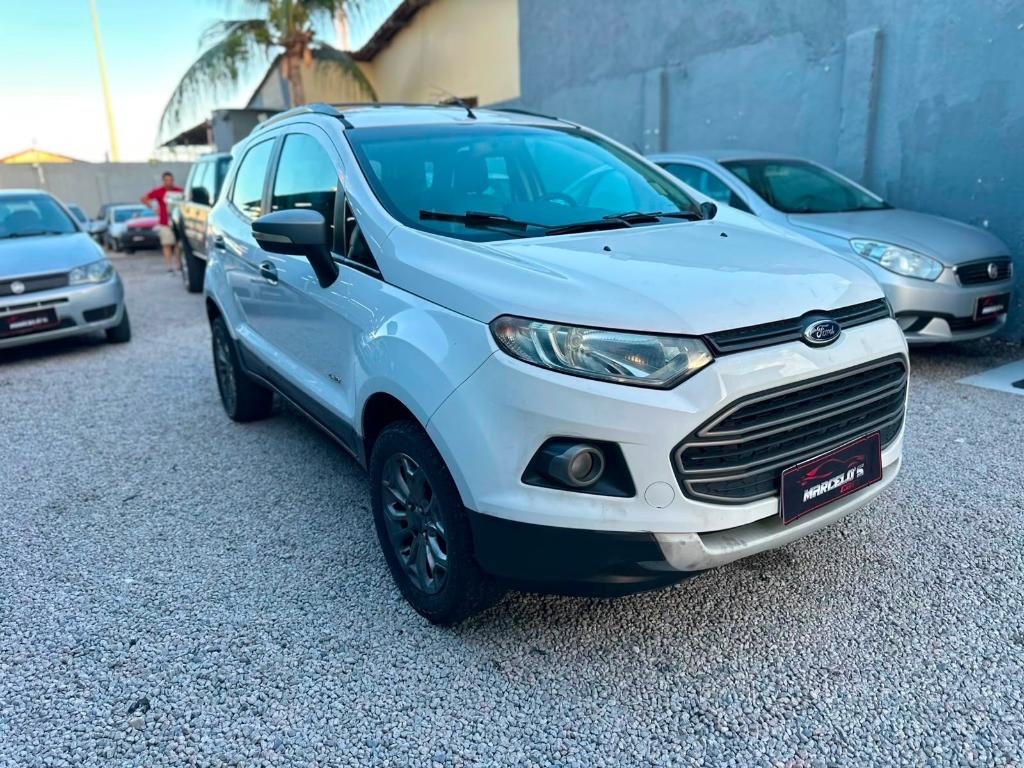 Ford Ecosport FREESTYLE 2.0 16V 4WD FLEX 5P 2014