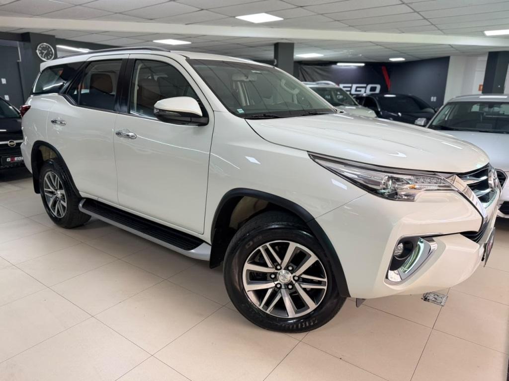 Toyota Sw4 Hilux SW4 SRX 4x4 2.8 TDI 16V Dies. Aut. 2020