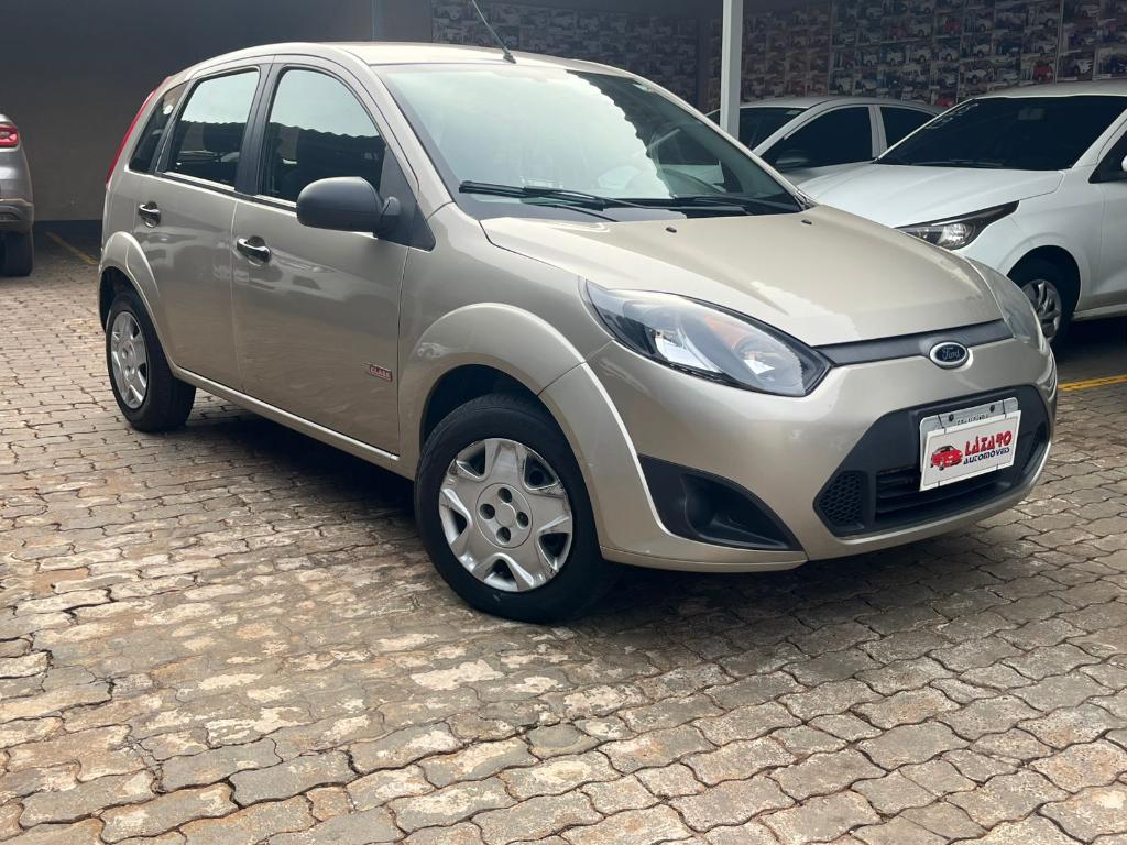 Ford Fiesta 1.6 ROCAM SE PLUS SEDAN 8V FLEX 4P MANUAL 2012