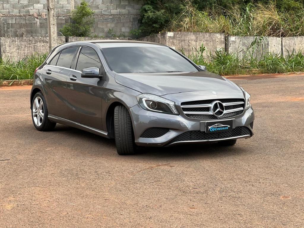 Mercedes-Benz A 200 STYLE 1.6 2014