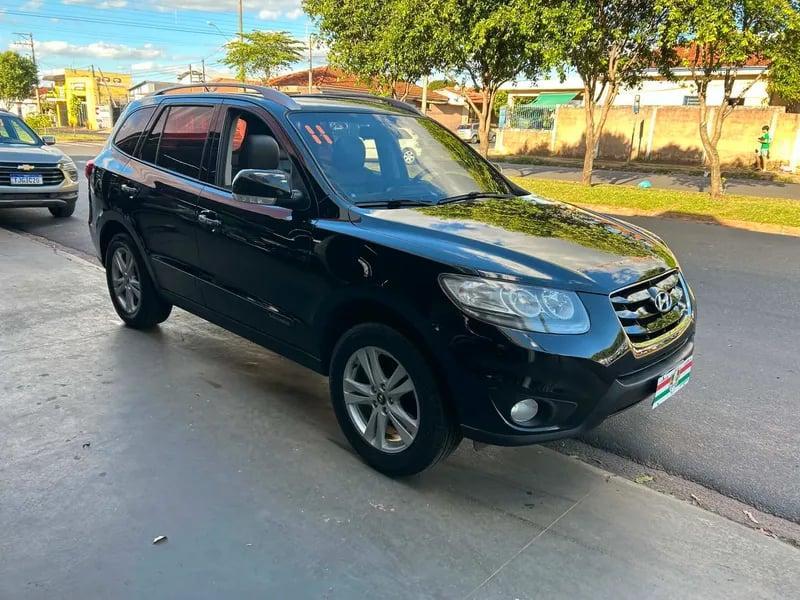 Hyundai Santa