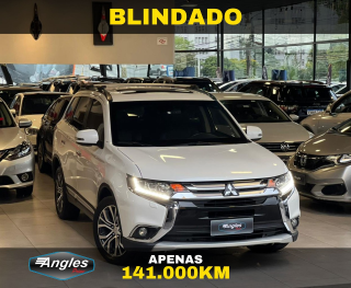 Foto do veículo Mitsubishi Outlander Hpe-s 2.2 Diesel 4x4 Aut.