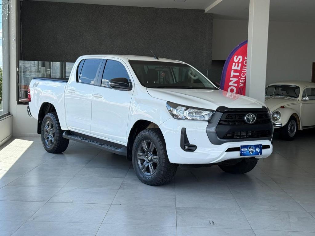 Toyota Hilux 2024