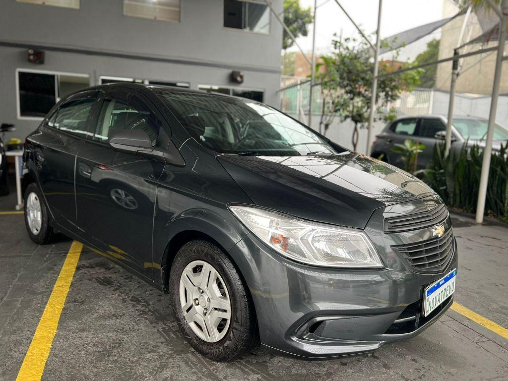 Chevrolet Onix ONIX HATCH Joy 1.0 8V Flex 5p Mec. 2018