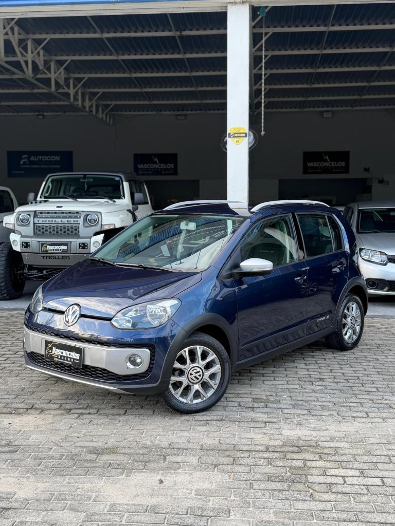 Volkswagen Up up! cross 1.0 TSI Total Flex 12V 5p 2016