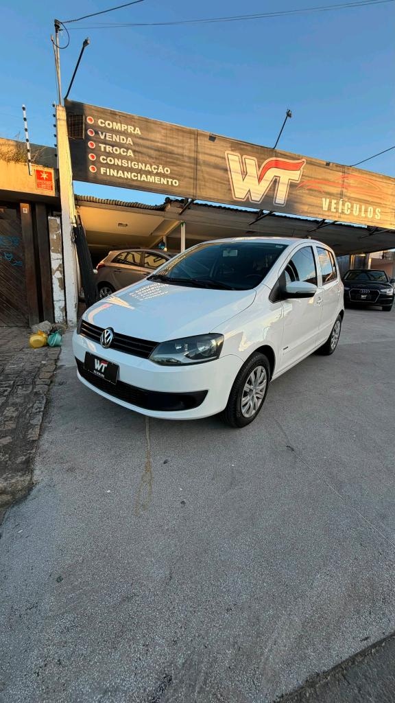 Volkswagen Fox 1.6 Vht Total Flex 2012