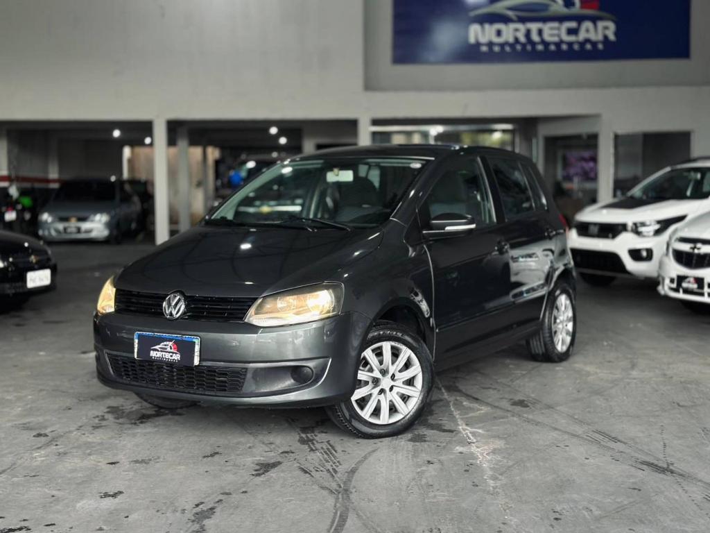 Volkswagen Fox 1.0 MI TOTAL FLEX 8V 5P 2013