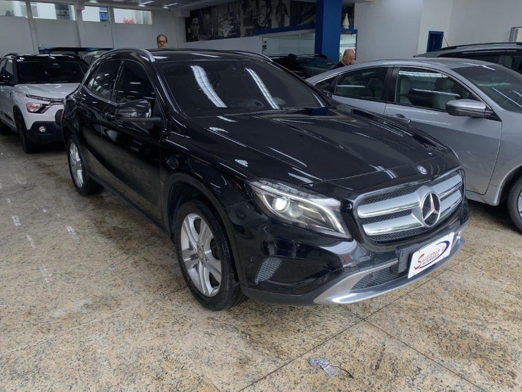 Mercedes-Benz B 200 Gasolina 2017