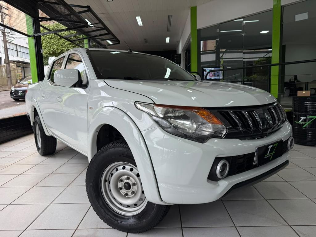 Mitsubishi L200 2.4 D Triton Gls Auto 4wd 2023