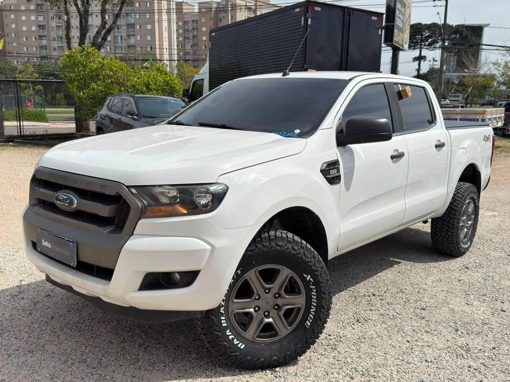 Ford Ranger 2.0 TURBO DIESEL CD XLS 4X2 AUTOMÁTICO 2018