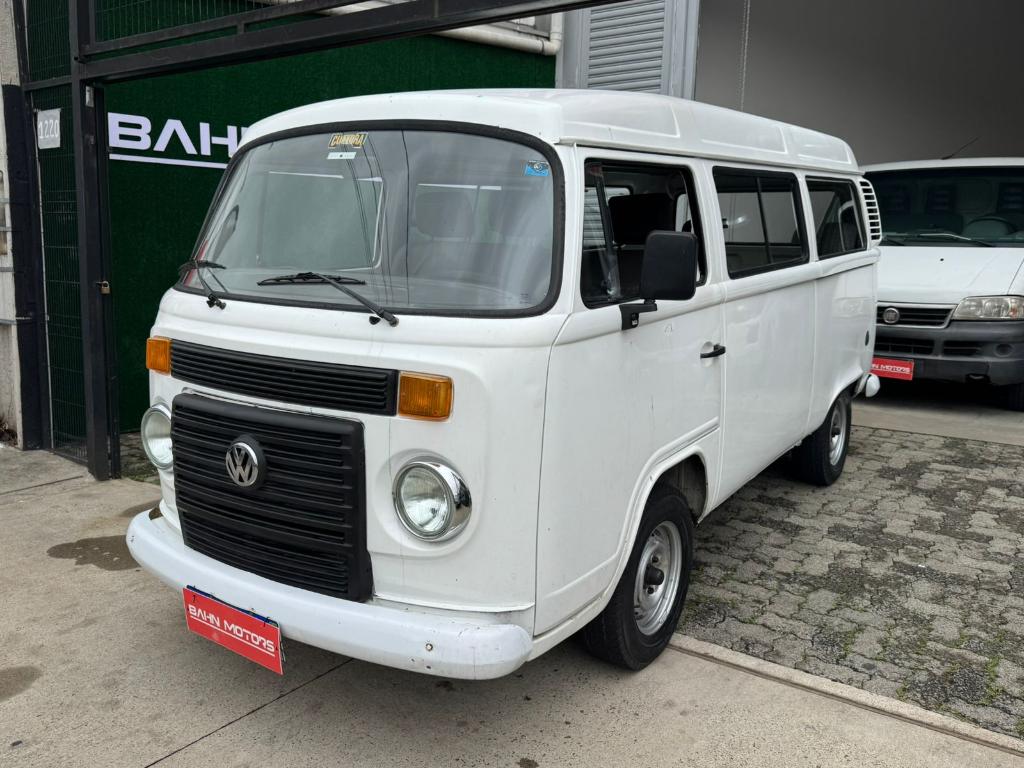 Volkswagen Kombi Kombi Furgão 1.4 Mi Total Flex 8V 2011