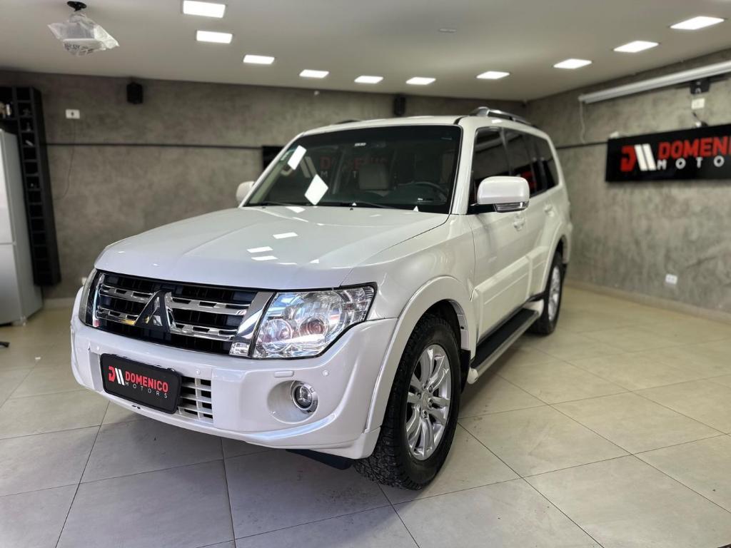 Mitsubishi Pajero 2013