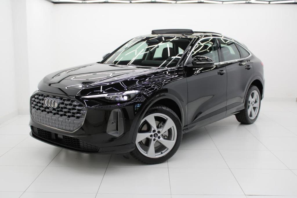 Audi Q5 2025