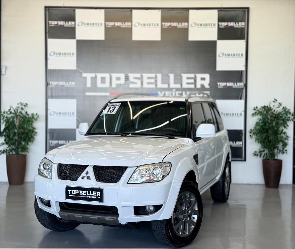 Mitsubishi Pajero Pajero TR4 2.0 Flex 16V 4X2 Aut. 2013
