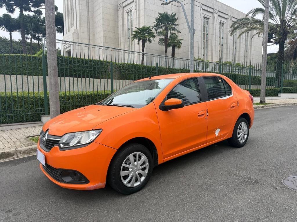 Renault Logan AUTHENTIQUE 1.0 16V HIFLEX 2014
