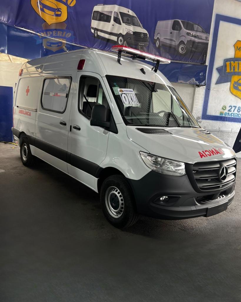 Mercedes-Benz Sprinter 2.0 Cdi 417 Furgao 14m Teto Alto At 2027