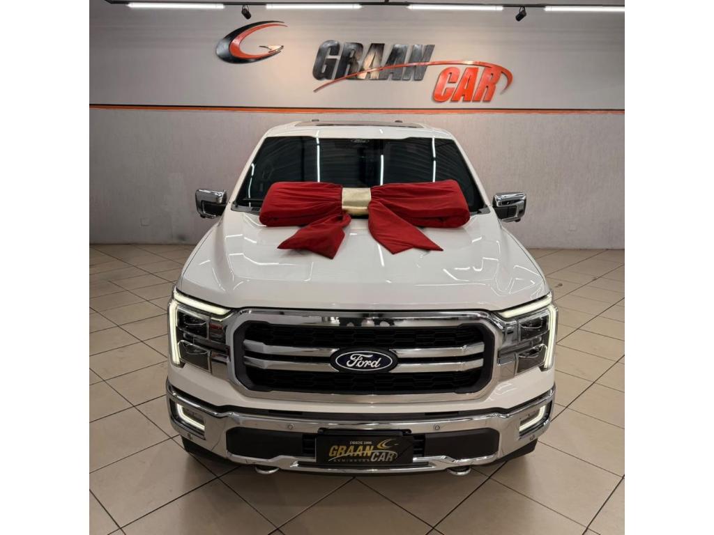 Ford F-150 LARIAT BLACK 4X4 5.0 AT 2024