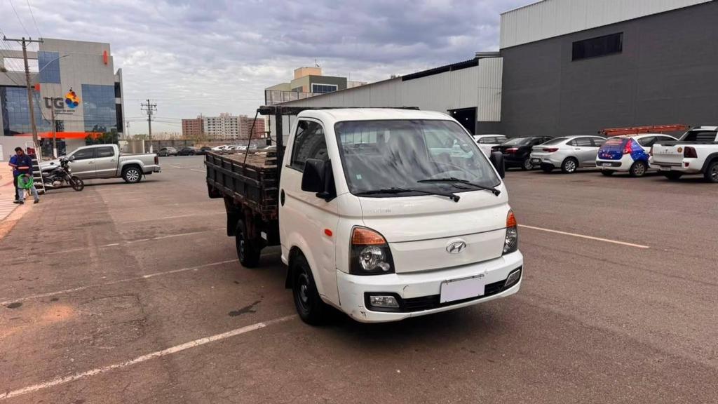 Hyundai Hr HR 2.5 TCI Diesel (RS/RD) 2014