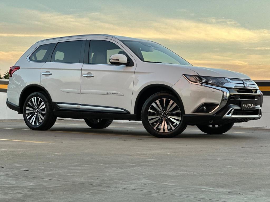 Mitsubishi Outlander 2021