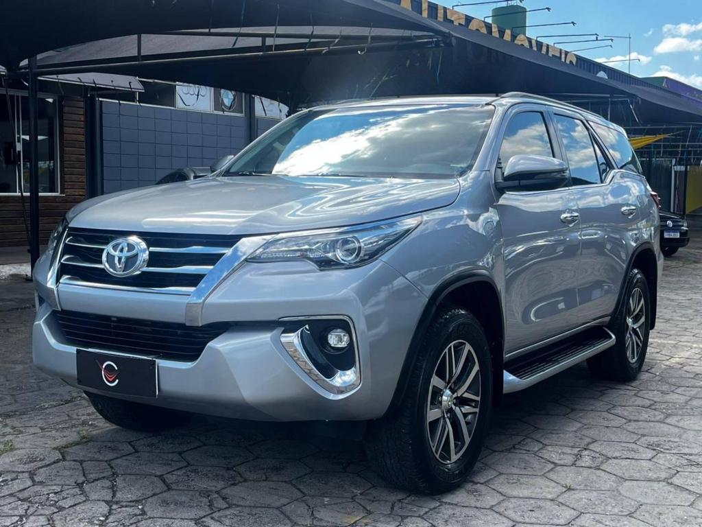 Toyota Hilux Sw4