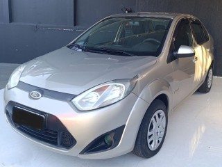 Foto do veículo Ford Fiesta 1.6 Rocam Sedan Flex