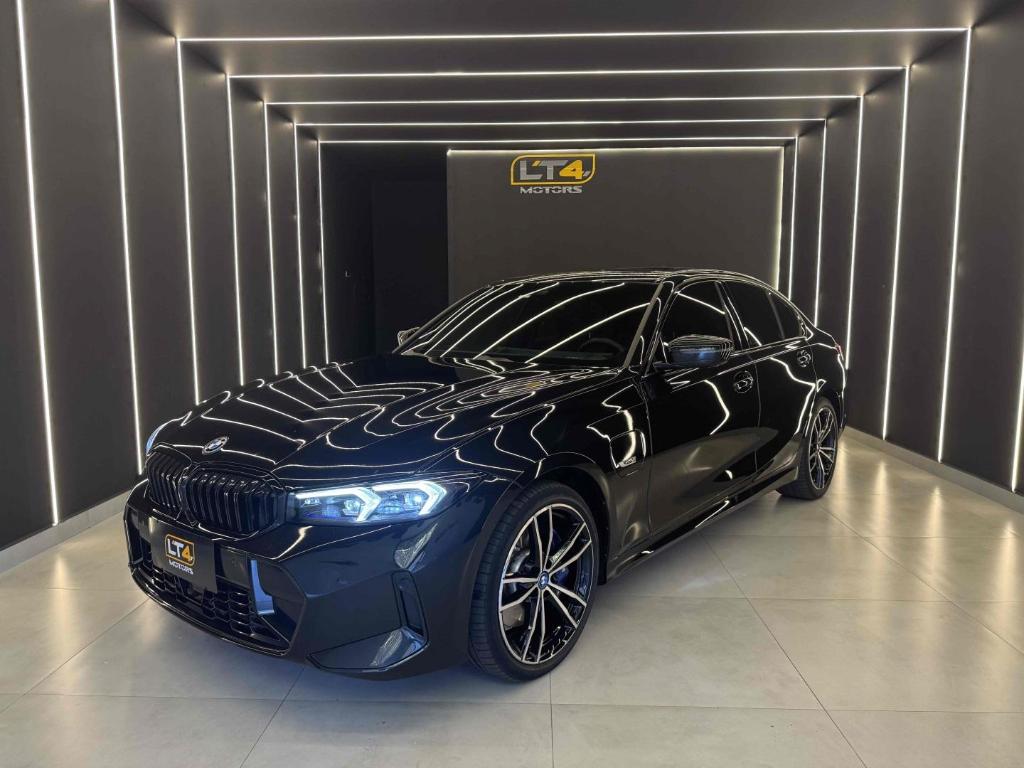 BMW 330E 2023