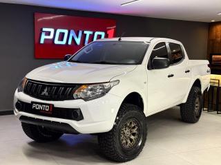 Foto do veículo Mitsubishi L200 Tri. Outd. Glx 2.4 Cd 4x4 Die. Mec.