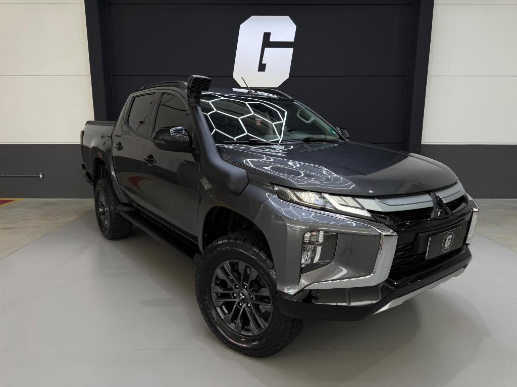 Mitsubishi L200 2025
