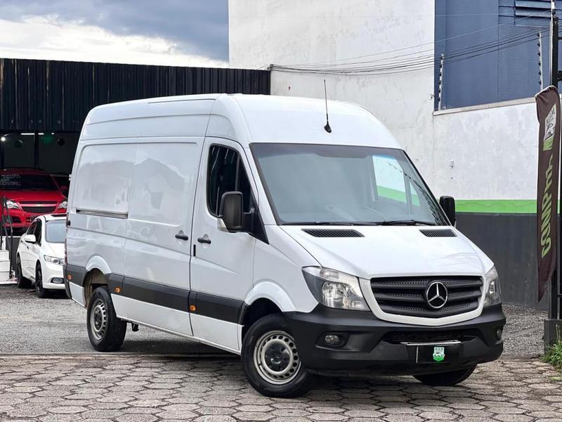 Mercedes-Benz Sprinter 2.1 Cdi 415 Furgao Teto Alto 10.5m 2018