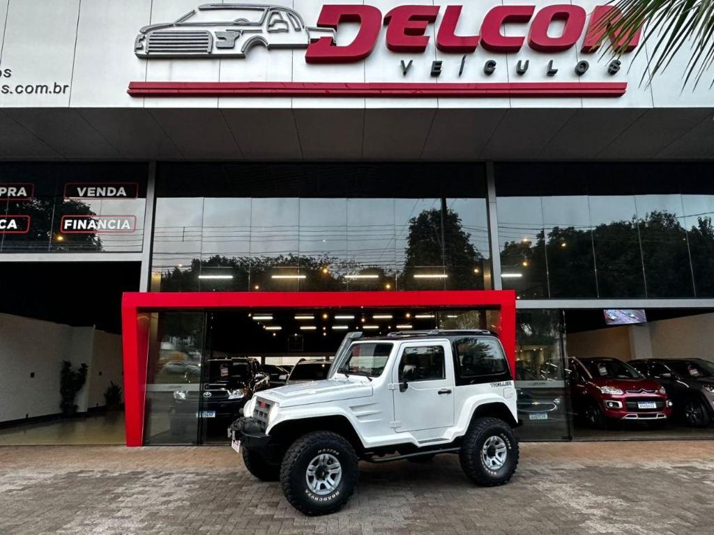 Troller T4 3.2 TGV 4X4 20V TURBO INTERCOOLER DIESEL CONNECT 2P AUTOMÁTICO 2013
