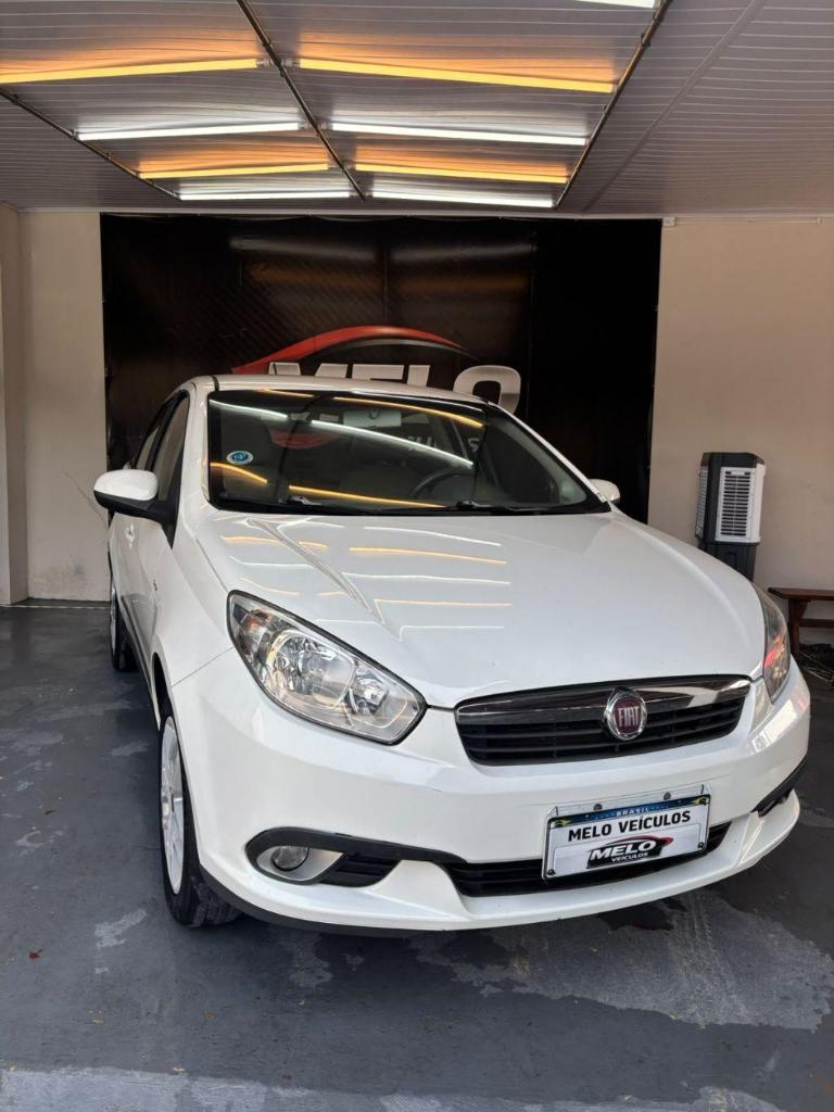 Fiat Grand Siena Siena 1.6 Essence 2014