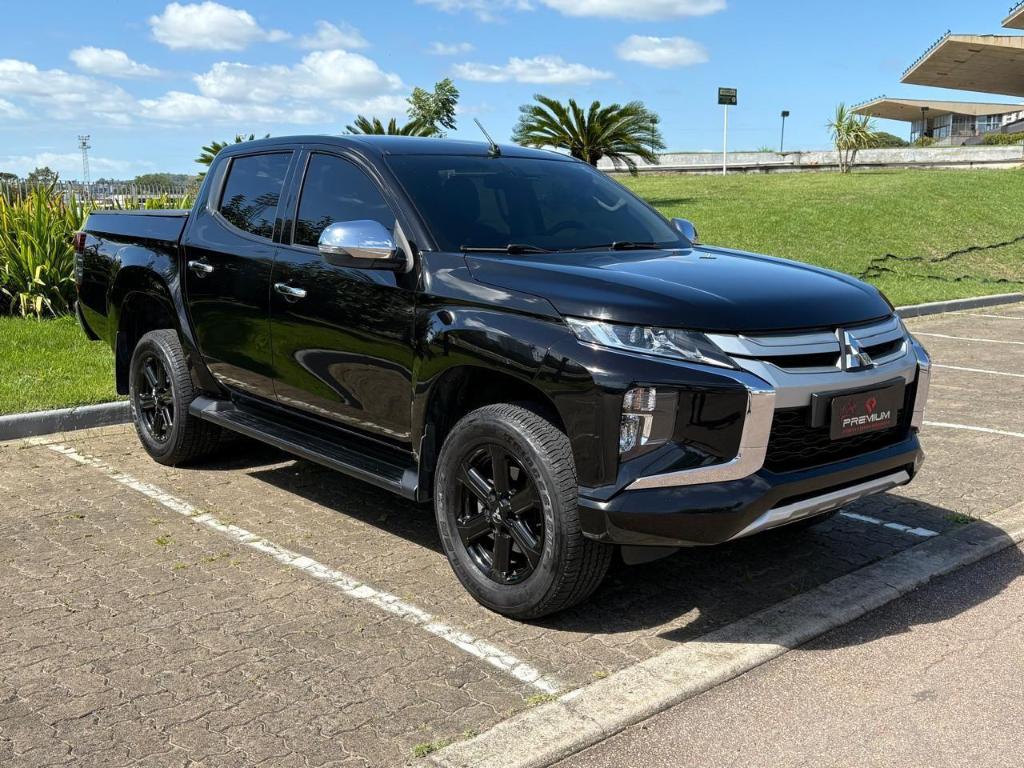 Mitsubishi L200 2022